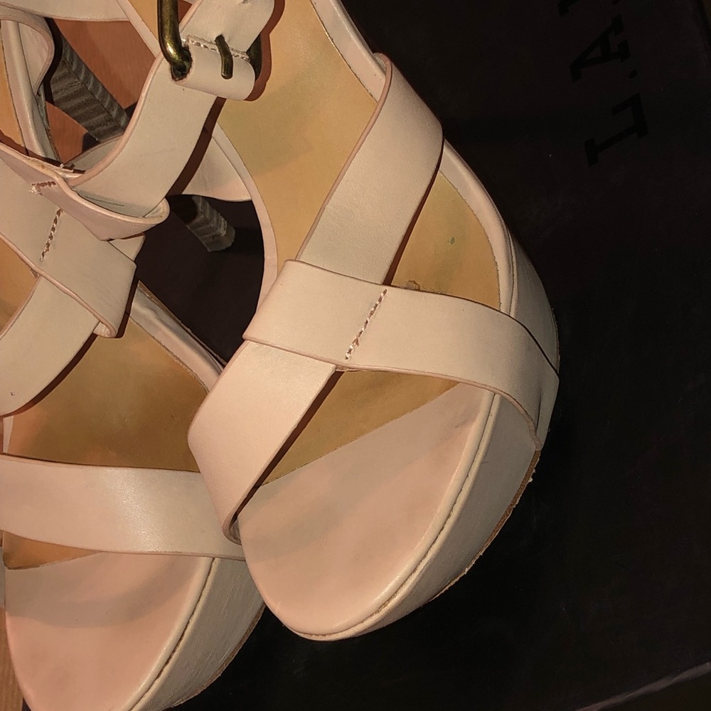 L.A.M.B. Beige Sandals size 10
